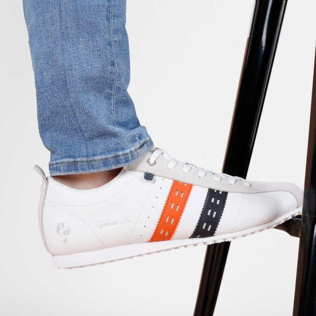 Q1905 Sneaker typhoon sp wit/donkerblauw/oranje QM1253809-000-2 large