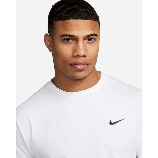 Nike nike essential solid strandshirt heren - 071014_100-L large