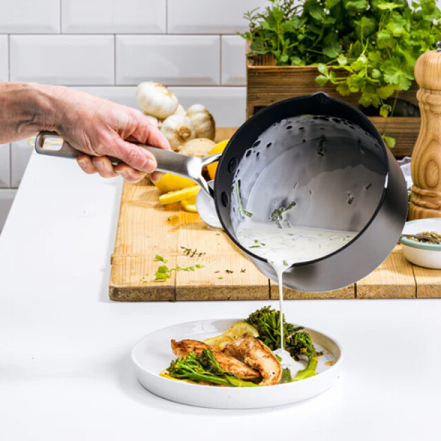 Greenpan Copenhagen steelpan met 2 schenktuiten 16cm CC003113-001 large