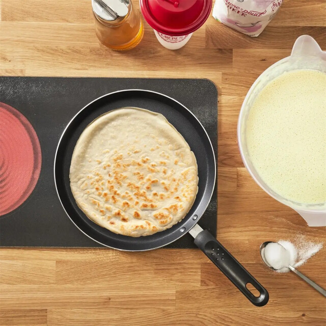 WDMT Robuuste pannenkoekenpan ø 28 cm zwart 3192385 large