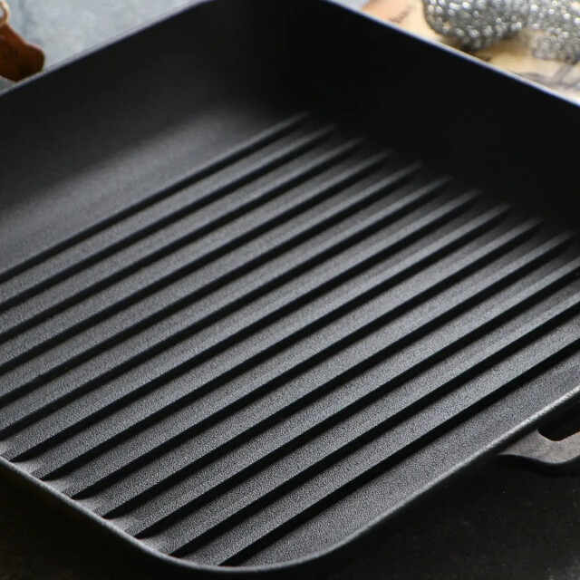 Maysternya Grillpan gietijzer met houten handvat 28 x 28 x 4 cm zwart 3192373 large