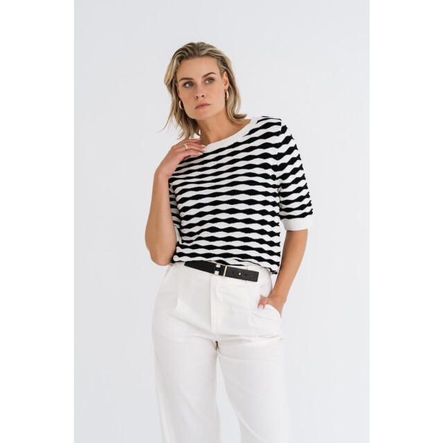 MAICAZZ Nayara-trui offwhite/black su25.70.207 SU25.70.207 large