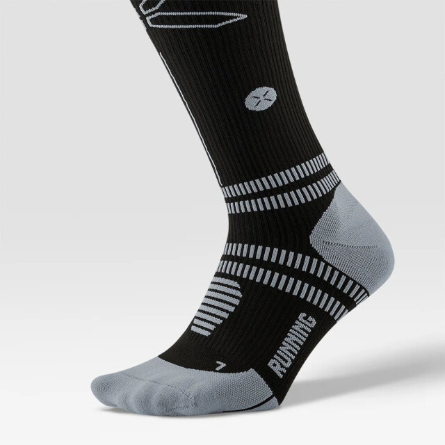 Stox running knee high socks men compressiekous heren black/black/white 070984_999-43-47 large