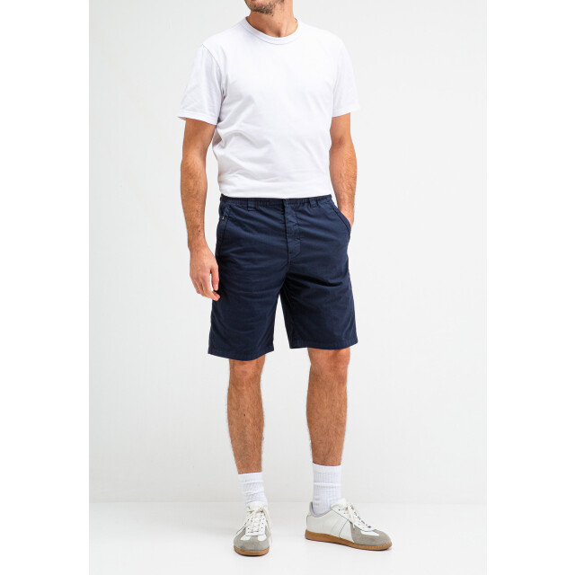 Butcher of Blue Tristan chino short M2511050-890 large