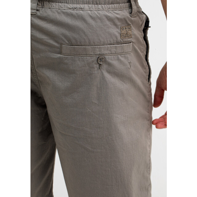 Butcher of Blue Tristan chino short M2511050-907 large