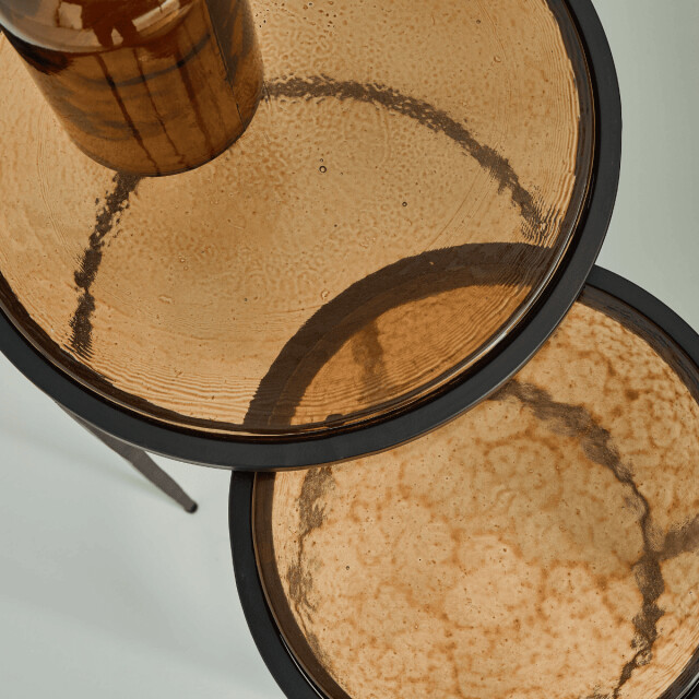 CaliCosy Nesttafeltjes voor bij de bank van gerookt glas en zwart metaal d44 cm igloo 3196926 large