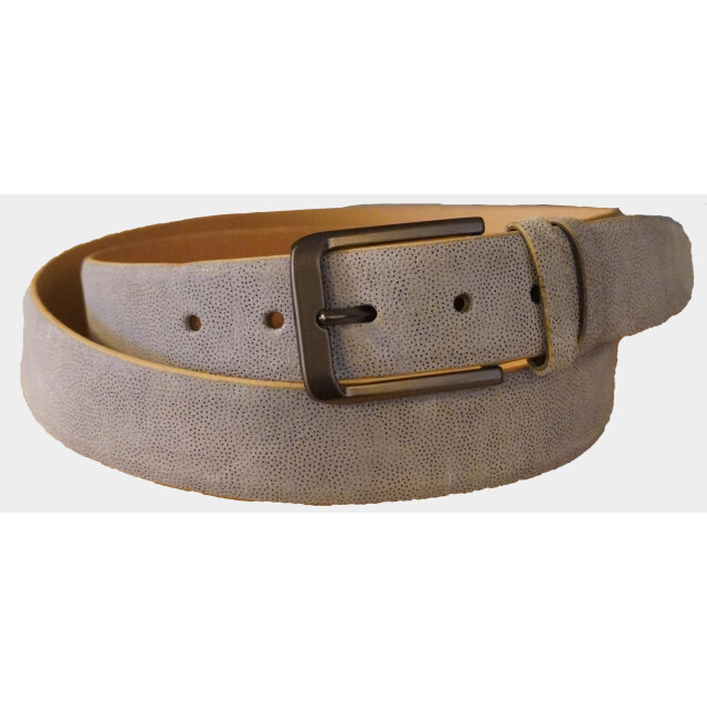 Melik Riem just2ofus 7674108 06 r/s0353 191090 large