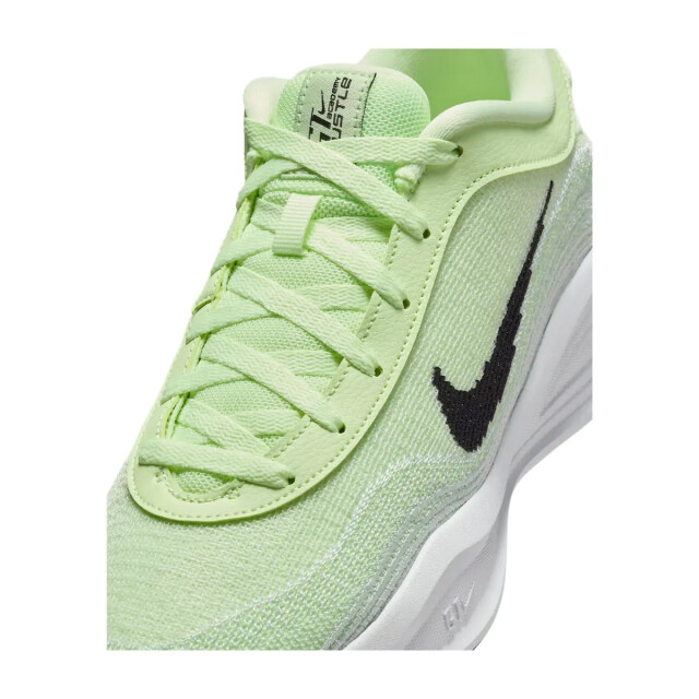 Nike G.t. hustle academy basketball 135279 large