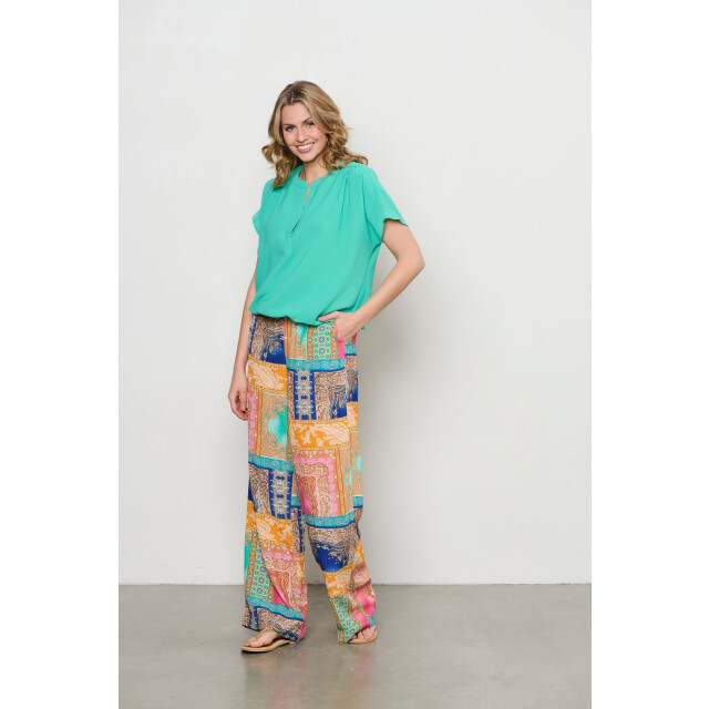 &Co Woman Nadine paisley &Co woman Nadine paisley large