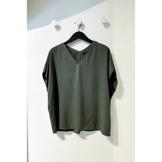 studio .ruig Viscose top tem studio .ruig top Tem viscose khaki large