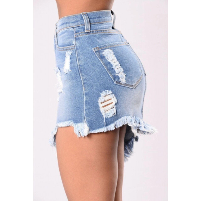 The Dezzy Factory Baddie rok 240124-1 large