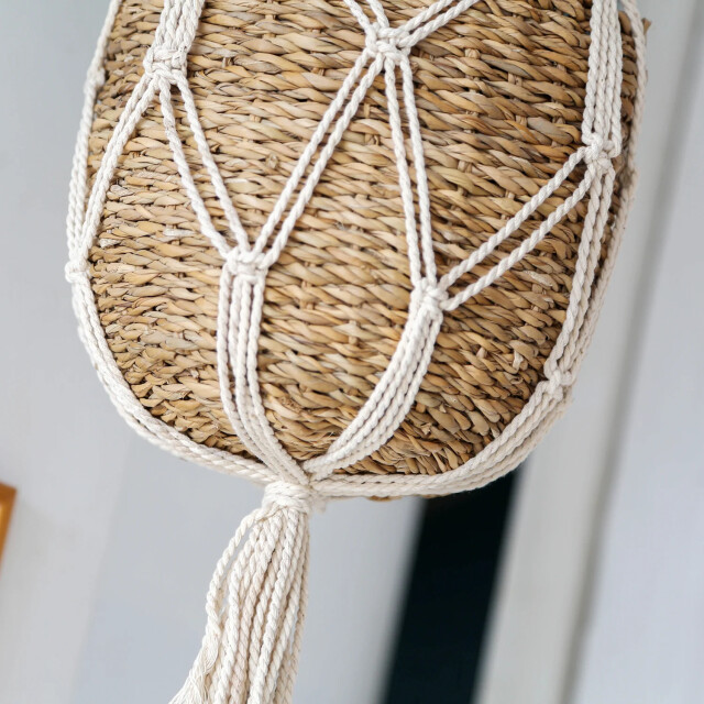 CaliCosy Hangende macramé mand met plantenhouder van zeewier 2929094 large