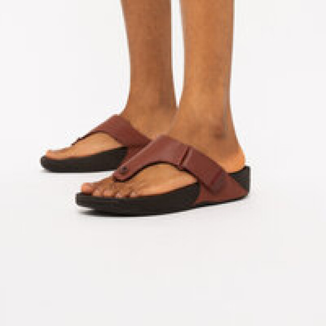 FitFlop Fitflop™ trakk™ ii dark tan FitFlop™ Trakk™ II Dark Tan large