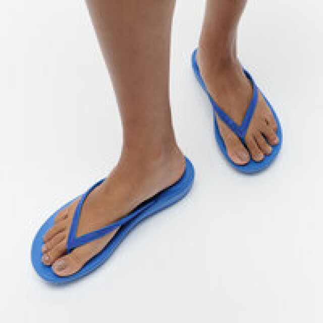 FitFlop Fitflop™ iqushion ombre sparkle french blue FitFlop™ Iqushion Sparkle French Blue large