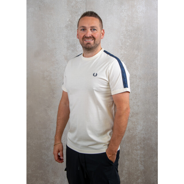 Fred Perry Contrast tape ringer t-shirt 100.01.0174 large