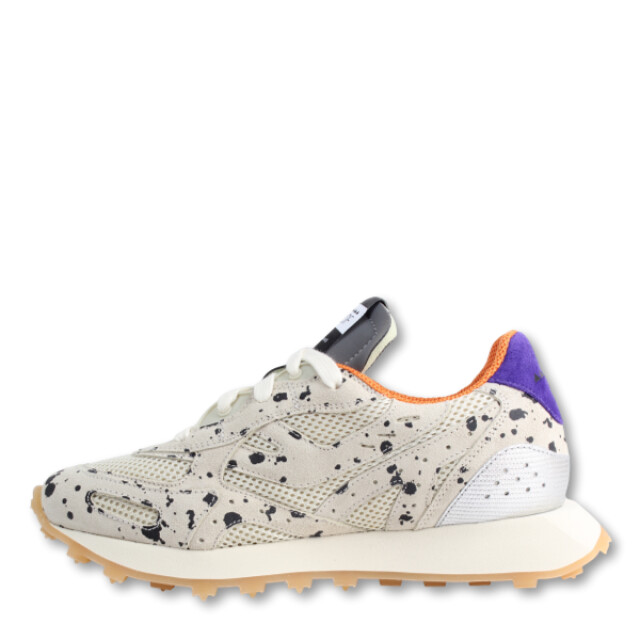 Run of Spot w Spot W large