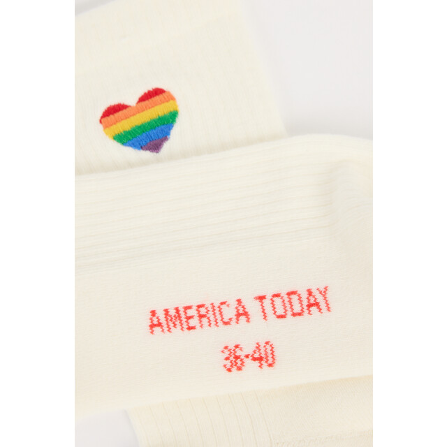America Today Thabo fun pride 1522002455 001 large
