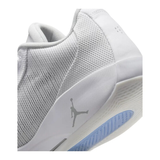 Nike Jordan .77 134973 large