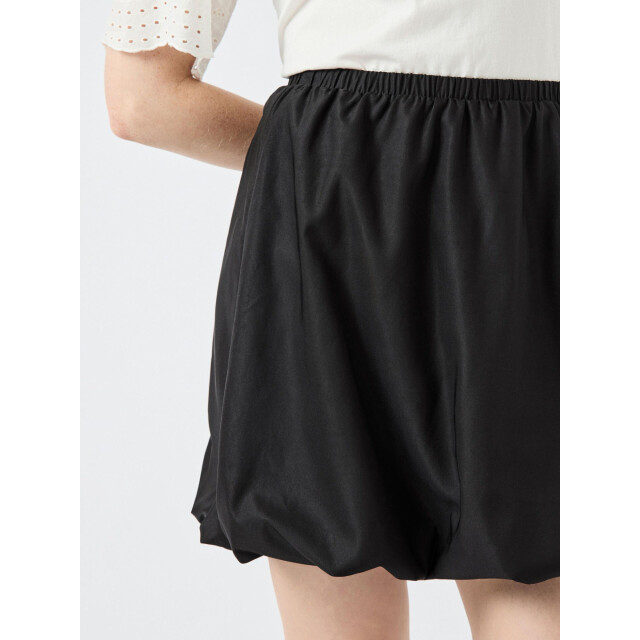Y.A.S Yasbobbie hw bubble hem skirt d2d black 26039855-190939 large