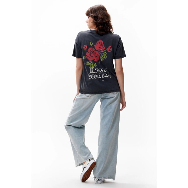 Catwalk Junkie 2503020207 graphic tshirt 2503020207 Graphic Tshirt large