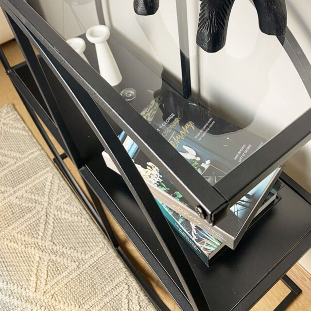 CaliCosy Console met rookglazen blad en ronde metalen poot l80 cm cloudy 3227007 large