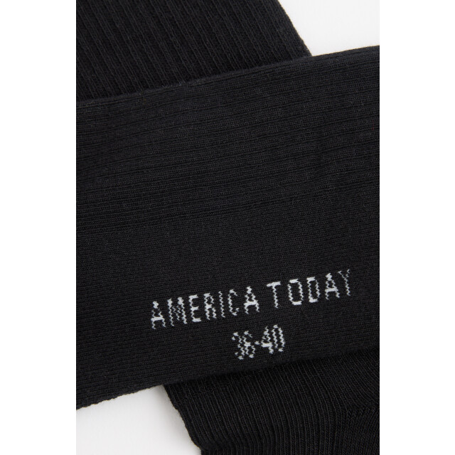 America Today Thabo 1522001316 100 large