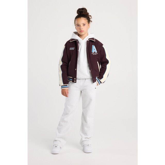 America Today Josy jr 4312002373 833 large