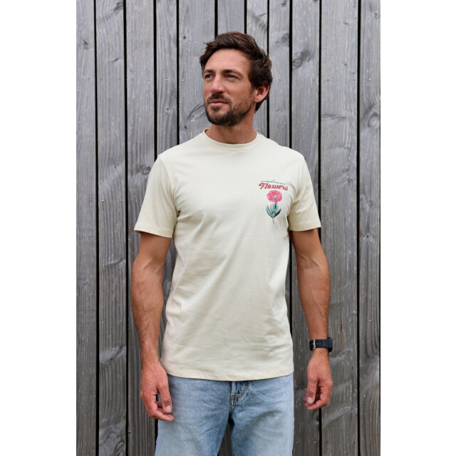 Kultivate Ts illustrated 297 bone white t-shirt fancy kultiv 297 Bone White/TS ILLUSTRATED large