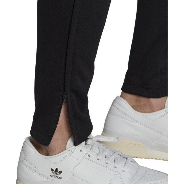 Adidas Heren entrada 22 joggingbroek UTPP391_black large