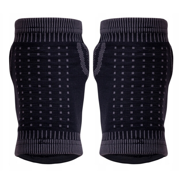 Adidas Primeknit volleybal kniebeschermer UTPP4989_black large