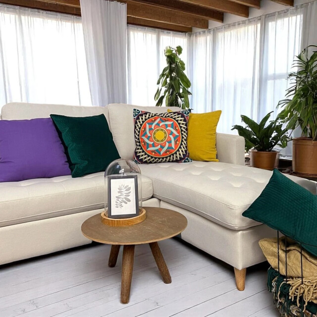 Gek op kussens! Sierkussen dark green velvet button long | 30 x 50 cm | velvet/polyester 3238319 large