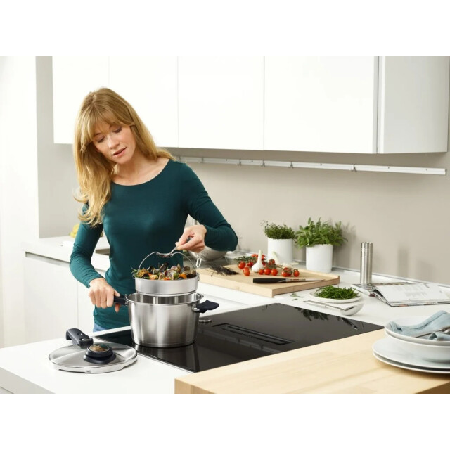 Fissler Premium snelkookset met rvs deksel 4.5l en 2.5l 4009209379807 large