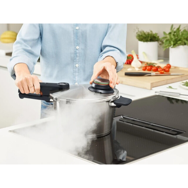 Fissler Premium snelkookset met rvs deksel 4.5l en 2.5l 4009209379807 large
