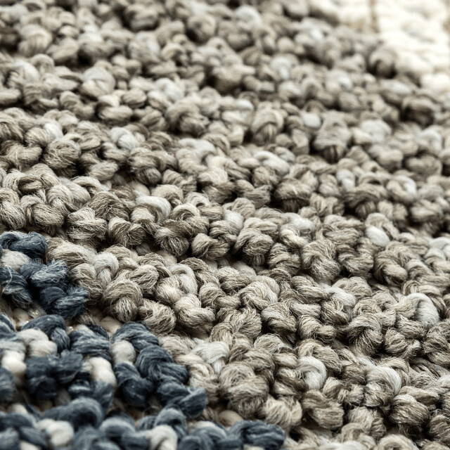 CaliCosy Vloerkleed rond grijs met grijs driehoekmotief en franjes bukle 3246595 large