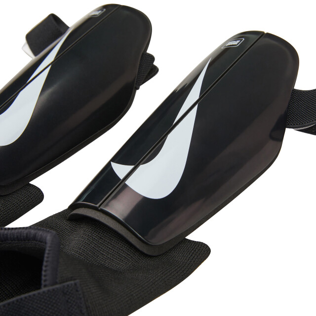 Nike Unisex charge scheen- en enkelbeschermers voor volwassenen UTPP4460_black large