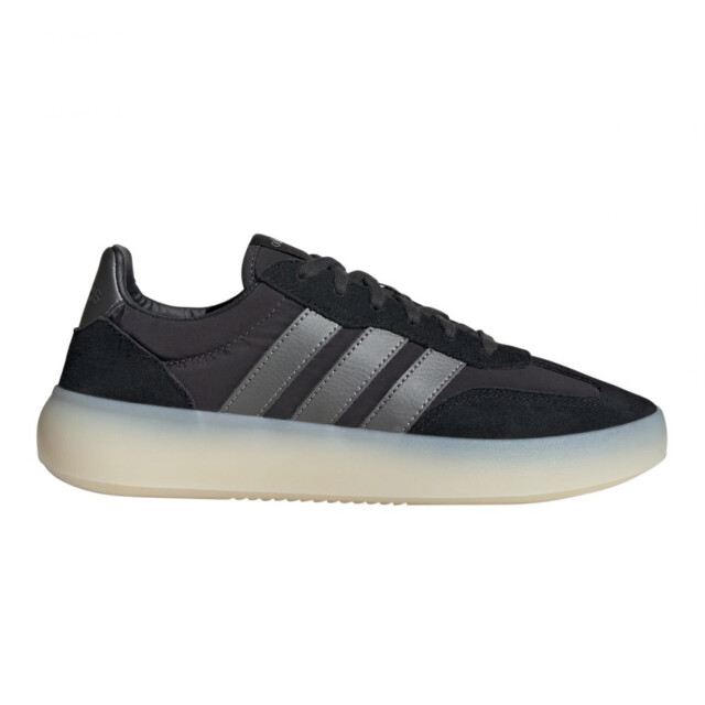 Adidas Dames barreda decode suede trainers UTPP5958_black large