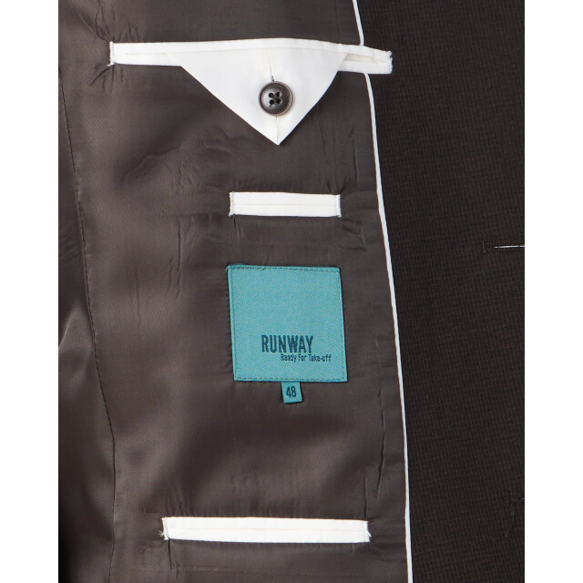 Runway Runway romeo colbert 099566-002-46 large
