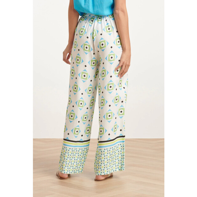 Smashed Lemon 24070 lange flowy zomerbroek met grafische print | 24070-000-998 large