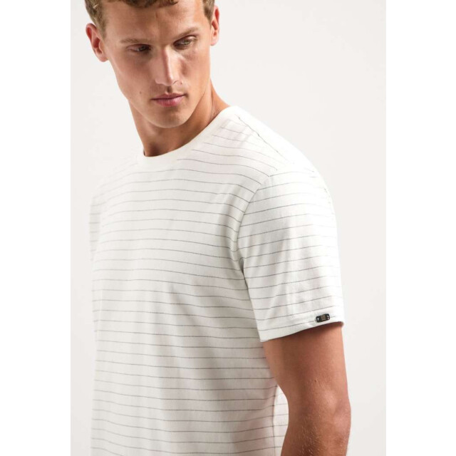No Excess T-shirt crewneck yarn dyed pin stri offwhite 29340760-011 large