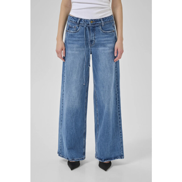 My Essential Wardrobe 10705256 karo 144 mid x-wide 10705256 Karo 144 Mid X-Wide large