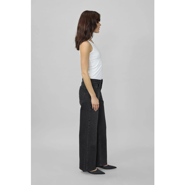 My Essential Wardrobe 10704222 35 the louis 139 high wide 10704222 35 THE LOUIS 139 HIGH WIDE large