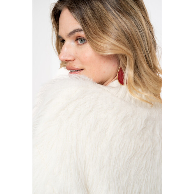 Geisha Cardigan furry off-white 4249.02.0002 large