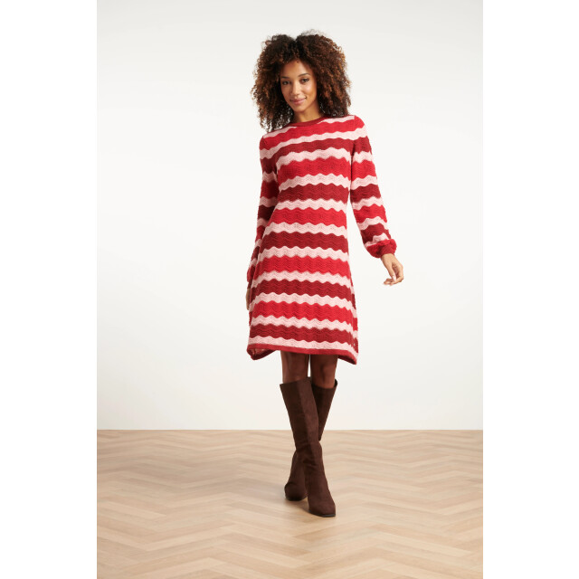 Smashed Lemon Damesgebreide jurk zand met golfpatroon pof... | 25527-450-420 large