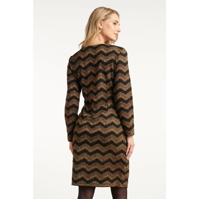 Smashed Lemon Zig-zag jurk met zwart en goud lurex | 25675-999-025 large