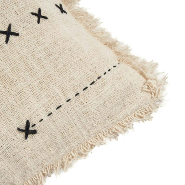 Bazar Bizar The french kiss cushion cover natural black BARI011NB-50x50 large
