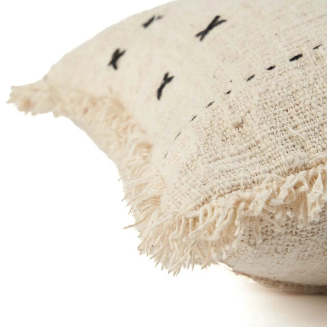 Bazar Bizar The french kiss cushion cover natural black BARI011NB-50x50 large