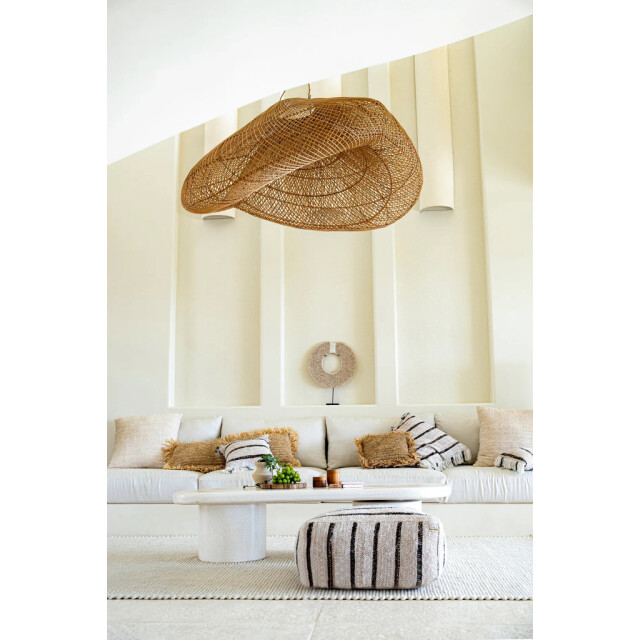Bazar Bizar The papua shell disc on stand white m BA173W-M large