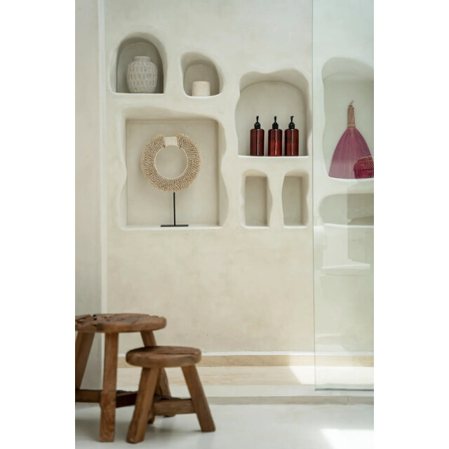 Bazar Bizar The papua shell disc on stand white m BA173W-M large