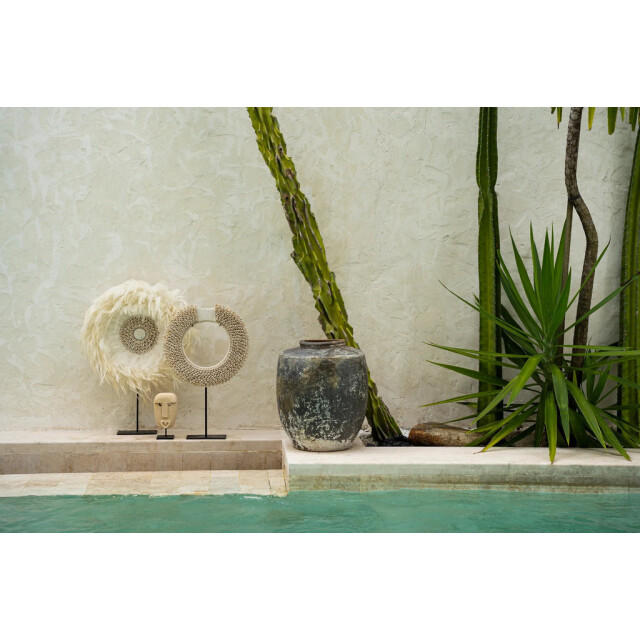 Bazar Bizar The papua shell disc on stand white m BA173W-M large