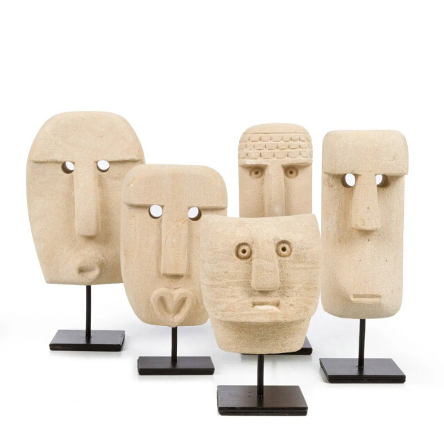 Bazar Bizar The sumba stone #20 on stand BAHRA020 large